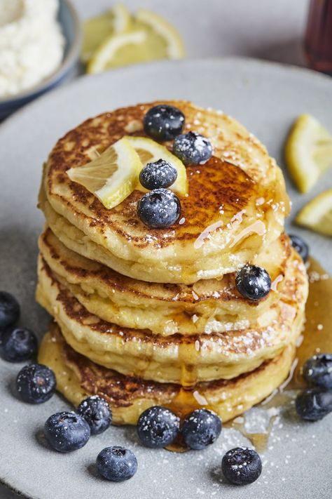 Healthy Lemon Ricotta Pancakes, Lemon Ricotta Pancakes Recipe, Freeze Pancakes, Lemon Ricotta Pancakes, Ricotta Pancakes, Ricotta Recipes, Lemon Ricotta, Mango Recipes, Pancakes Healthy