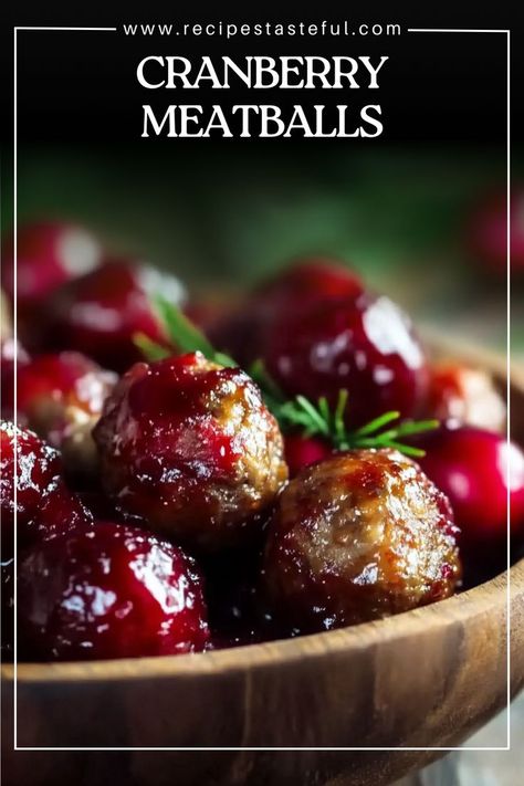 These Cranberry Meatballs are a delicious combination of savory, tender meatballs and a sweet and tangy cranberry glaze. The meatballs are baked to perfection and coated in a flavorful cranberry-chili sauce, making them a perfect appetizer or party dish. The addition of Worcestershire sauce, brown sugar, and chili sauce adds complexity and depth to the dish. Christmas Chili Recipe, Cranberry Chili Meatballs, Meatball Appetizer Crockpot, Cranberry Sauce Meatballs, Meatballs Sauce Recipe, Party Food Meatballs, Sweet Meatballs, Cranberry Appetizer, Cranberry Glaze