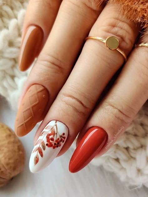 Burnt Orange Nails: 45+ Designs and Ideas Perfect for Fall Fall Wedding Nails For Bride Burnt Orange, Autumn Themed Nails, Atum Nails, Burnt Orange Nails Designs, Devine Beauty, Burnt Orange Nails, Orange Nail Designs, Thanksgiving Nails, Winter Nail Art