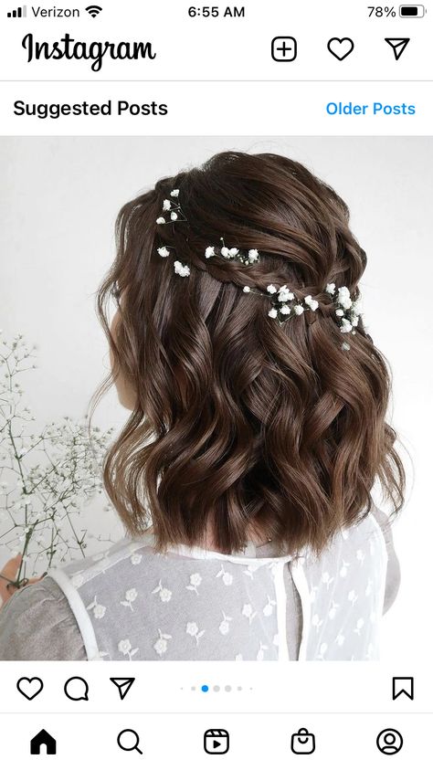 Half Up Half Down Ringlet Curls, Short Bridal Hair Shoulder Length, Flower Child Hair, Half Up Half Down Short Hair, Hairstyle 2024, Bridal Hair Half Up, September Fall, Wedding September, Prom Hair Medium