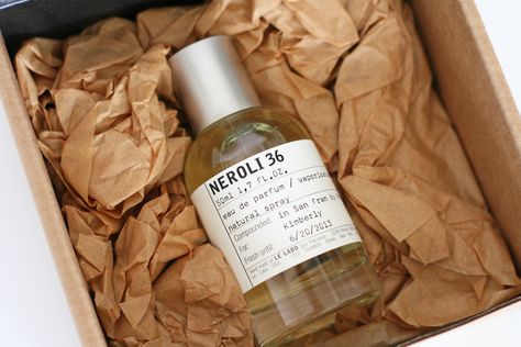 Le Labo Packaging, Perfume Samples Packaging, Perfume Package, Abaya Collection, Fragrance Packaging, Bottle Design Packaging, Perfume Packaging, Bakery Packaging, Sales People