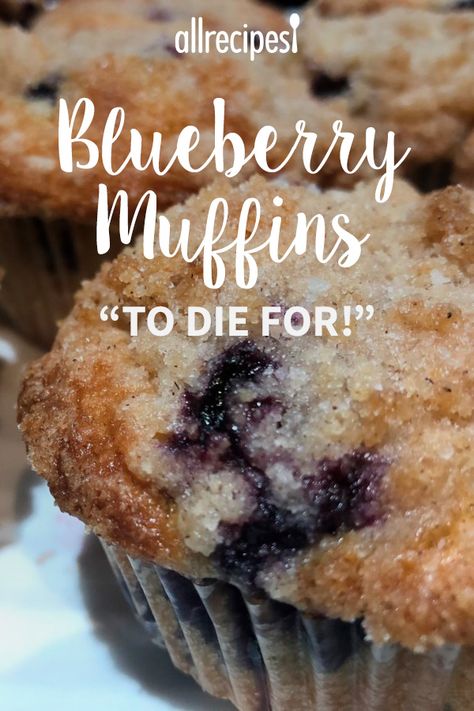 Gourmet Brunch, Easy Blueberry Muffins, Gourmet Bakery, Breakfast Muffin, Best Blueberry Muffins, Streusel Muffins, Berry Muffins, Simple Muffin Recipe, Homemade Muffins