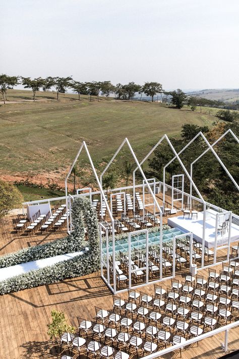 Brazilian Countryside, Korean Wedding Traditions, Traditional Korean Wedding, Wedding Ceremony Setup, Outdoor Tent Wedding, Events Place, Green Themed Wedding, Event Hall, Greenhouse Wedding