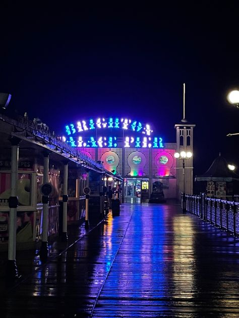 #brighton #england #palacepier #rainy #lights #aesthetic Brighton Aesthetic, Brighton Sussex, Brighton Pier, University Of Sussex, Lights Aesthetic, England Aesthetic, Brighton England, Moving To The Uk, Brighton Uk