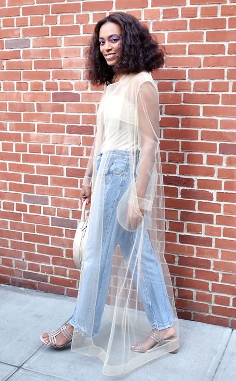 Solange Knowles from Best Celeb Street Style From NYFW Spring 2017  An easy way to dress up your go-to denim? Throw sheer layer over top just like Bey's baby sis did here. Tulle Dress Over Jeans, Mesh Dress Over Pants, Sheer Dresses Outfit, Nude Heels Outfit, Saint Heron, Sheer Trend, Outer Organza, Solange Style, Steph Shep