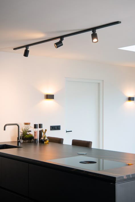 This is Nigel, a ceiling spotlight compatible with a GU10 Dim to Warm LED light bulb. #lucide #track #nigel #lighting #lamps #lamp #tracklighting #tracklighting #indoor #black #aluminum #modern #cylinder #gu10 #5411212093325 Tracking Light, Black Spotlights Ceiling, Cylinder Spotlight Ceiling, Kitchen Spotlights, Track Spotlights, Kitchen Lighting Design, Track Light, Spot Plafond, Stainless Steel Lighting