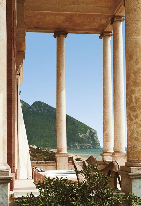 Roman Palace, Roman Pool, Roman House, Roman Villa, Palace Interior, Ancient Greek Architecture, Roman Baths, Italian Villa, Classical Architecture