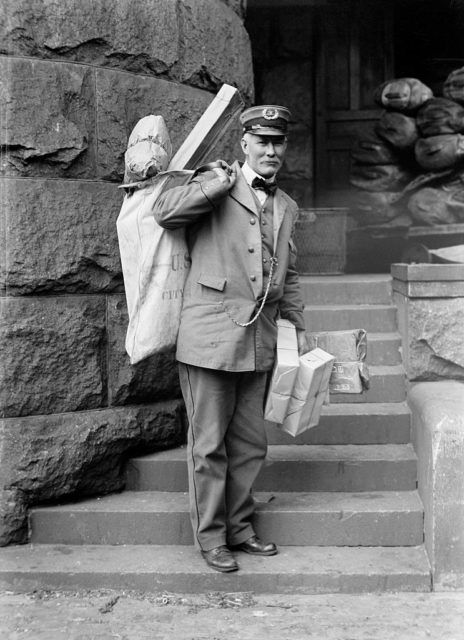 The Bank Built With Bricks Sent Through the Mail - The Vintage News Mail Man, Mail Carrier, Strange History, Somewhere In Time, Wonderful Picture, Background Photo, Vintage Photo, Vintage Photographs, Vintage Photography