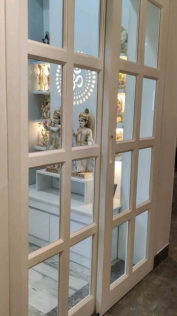 Glass Door Design For Mandir, Puja Room Sliding Door Design, Glass Mandir For Home, Mandir Glass Door Design Puja Room, Puja Unit, Servant Room, Wood Glass Door, Mandir Designs, Pooja Door Design