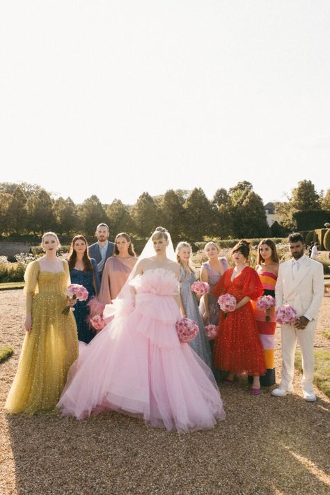 "18th-Century French Neoclassicism Decadence With a Punk Rock Overlay" Led This Destination Wedding's Aesthetic - Over The Moon Surrealist Wedding, Bridal Fits, Punk Rock Wedding, Wedding Aisles, Wes Anderson Style, Punk Wedding, Edgy Wedding, Vintage Style Wedding Dresses, Rock Wedding