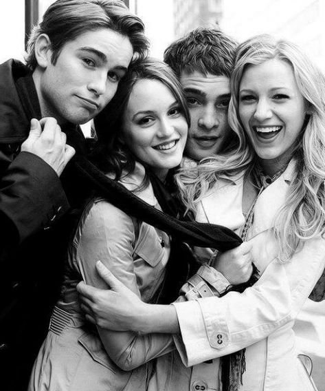 Chuck Y Blair, Chase Crawford, Vanessa Abrams, Mode Gossip Girl, Gossip Girl Cast, Estilo Gossip Girl, Stile Blair Waldorf, Film Cult, Dan Humphrey