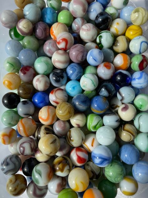 Antique Marbles, Marbles For Sale, Marbles Images, Marbles Crafts, Blue Slime, Marble Games, Garden Balls, Art Supply, Glass Marbles