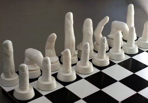 : Photo Diy Chess Set, Mannequin Art, Wooden Chess, Ceramics Ideas Pottery, Chess Pieces, Chess Set, Diy Arts And Crafts, Woodworking Crafts, Chess Board