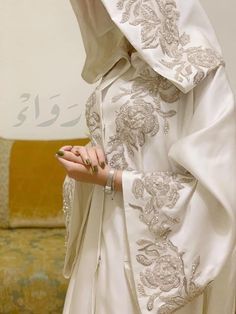 White Bridal Abaya, Bridal Abaya Designs, Abaya Bride, Nikah Abaya, Bridal Abaya, Elegant Long Sleeve Wedding Dresses, Wedding Abaya, Hijabi Wedding, Muslimah Wedding Dress