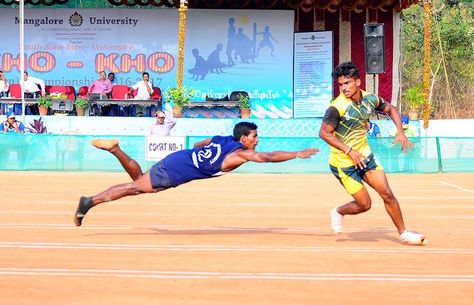 Kho Kho Started initially in Maharashtra somewhere at the beginning of 20th century and has been played ever since with a set of regulated rules and restrictions in an effective way. It is important for every individual to stay fit in order to play Kho Kho https://www.sportzcraazy.com Kho Kho Game, Indians Game, Emotional Messages, Asian Games, Most Played, Fitness Photos, Fun Games For Kids, Games Images, Improve Flexibility