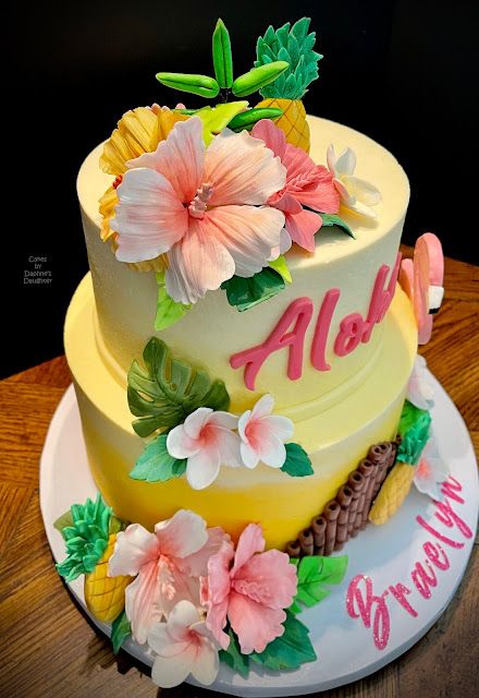 The Bake More: Tropical Luau Cake Tropical Themed Cake Ideas, Hawaiian Cake Ideas Luau Birthday, Tropical Themed Birthday Cake, Hawaiian Theme Cake Luau Birthday, Hawaian Cakes Ideas, Hawaii Cake Ideas, Hawaiian Cake Design, Tiki Birthday Cake, Luau Treats