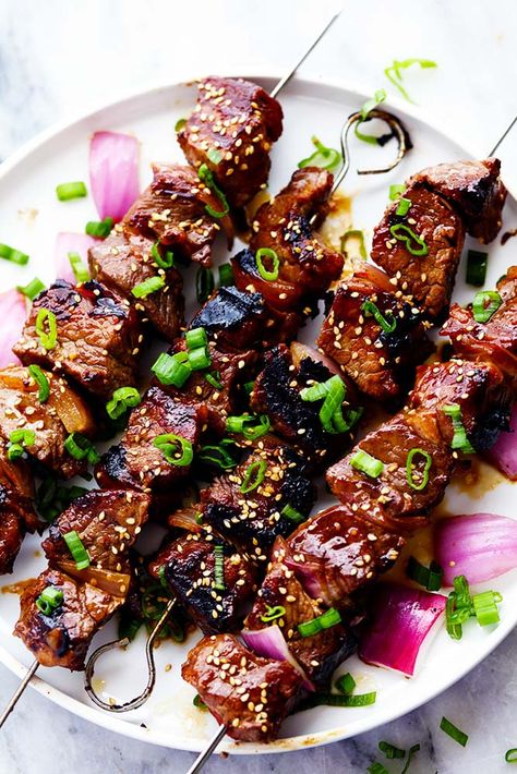 Grilled Asian Garlic Steak Skewers - AMAZING Asian Steak, Steak Skewers, Garlic Steak, Meat Skewers, The Recipe Critic, Grilled Steak Recipes, Recipe Critic, Kabob Recipes, Skewer Recipes