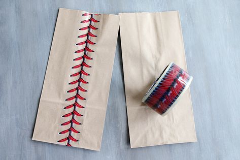 Kids Sports Snacks, Baseball Treats, Baseball Snacks, Baseball Costumes, Baseball Theme Birthday, Team Snacks, Baseball Drills, Baseball Crafts, Baseball Theme Party