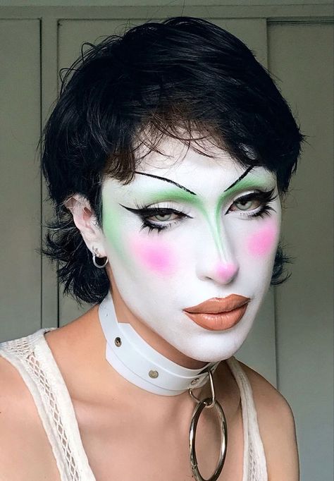 Goth Drag, Drag King Makeup, Circus Makeup, Makeup Clown, Makeup Creative, Drag Make-up, Punk Makeup, Face Paint Makeup, Face Art Makeup