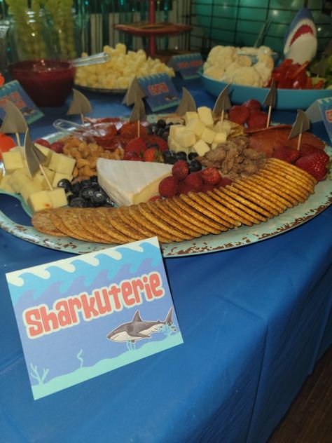 Shark And Flamingo Party, Jawsome Birthday Party, Shark And Fish Birthday Party, Shark Themed Fruit Tray, Shark Themed 3rd Birthday Party, Shark Theme Food Ideas, Shark Tale Theme Party, Nemo Themed Birthday Party Food, Ocean Birthday Snacks