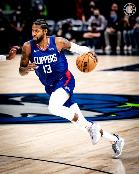 Nba Paul George, La Clippers, Basketball Funny, Paul George, Los Angeles Clippers, Basketball Pictures, Philadelphia 76ers, Minneapolis, Nba