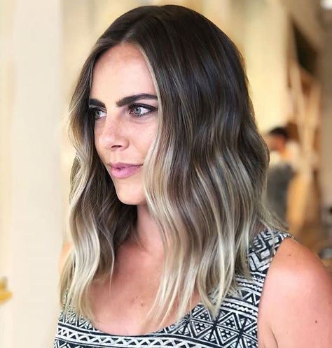 These Low-Maintenance Fall Hair Color Ideas Let You Go Longer Between Salon Visits Shadow Root Blonde, Root Blonde, Fall Hair Color Ideas, Shadow Root, Hair Specialist, Let You Go, Bright Blonde, Fall Hair Color, Fall Hair Colors