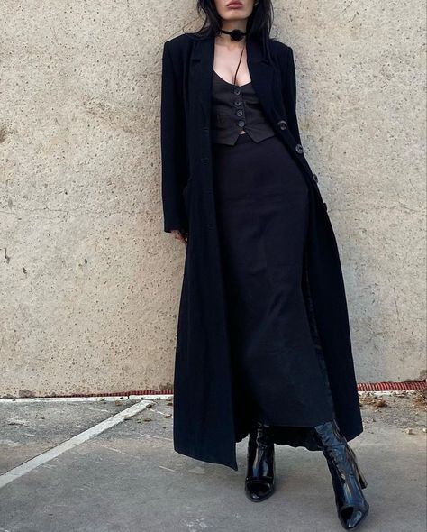 American Beauty, Goth Outfits, Mode Inspo, Dark Fashion, Mode Vintage, Looks Style, Mode Inspiration, Goth Fashion, Style Outfits