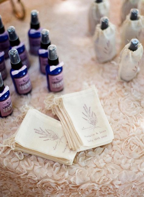 lavender scent Lavender Wedding Favors, Lavender Favors, Favors For Wedding, Summer Wedding Favors, Custom Flask, Purple Wedding Bouquets, Provence Wedding, Lavender Spray, Edible Wedding Favors