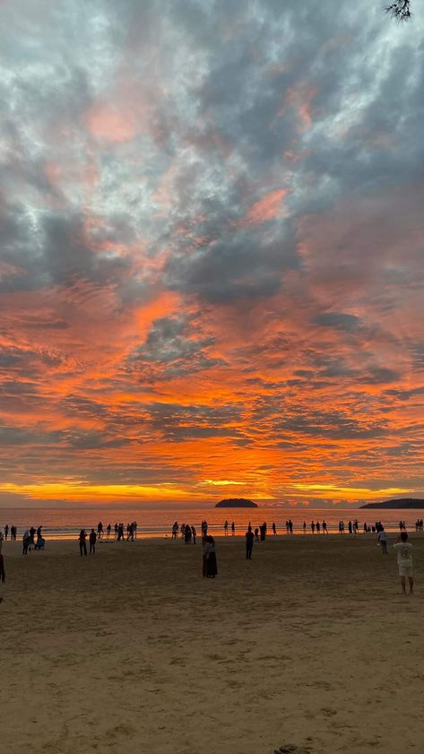 Tanjung Aru Beach, Malaysia Girl, Sabah Malaysia, Girly Images, Aesthetic Videos, Beach Sunset, Collage, Pins, Quick Saves