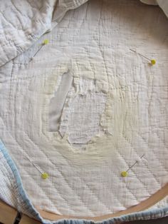 Repairing Old Quilts, Quilt Mending, Quilt Repair, Antique Crafts, Textile History, Quilt Board, Primitive Farmhouse Decor, Quilt Tips, Sewing Quilts