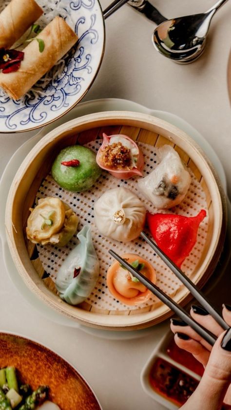 The steamed Royal Dim Sum Platter offers 8 kinds of steamed dim sum treasures. Imperial Shanghai Xiao Long Bao (White), Jade Yam and Goji Dumpling (Green), Rosé XO King Crab Dumpling (Pink), Crystal Gold Leaf Bean Curd Dumpling (Clear), Ruby Morel Mushroom Dumpling (Red), Amber Silver Cod Dumpling (Orange), Sky Truffle Prawn Dumpling (Blue), and Sapphire Pork and Prawn Siu Mai with Abalone (Yellow). #dimsum #dimsumdishes #londonfood Dim Sum Platter, Dim Sum Wedding, Dumpling Platter, Dim Sum Photography, Dim Sum Aesthetic, Dimsum Restaurant, Dim Sum Buffet, Dumpling Restaurant, Dumplings Steamed