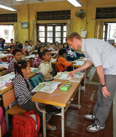 Volunteer to teach English in Vietnam with Projects Abroad and impart your knowledge to others while travelling abroad. Volunteer Projects, Travelling Abroad, Teaching English Abroad, Teach Abroad, English Skills, Conversational English, Teach English, Volunteer Opportunities, English Teaching