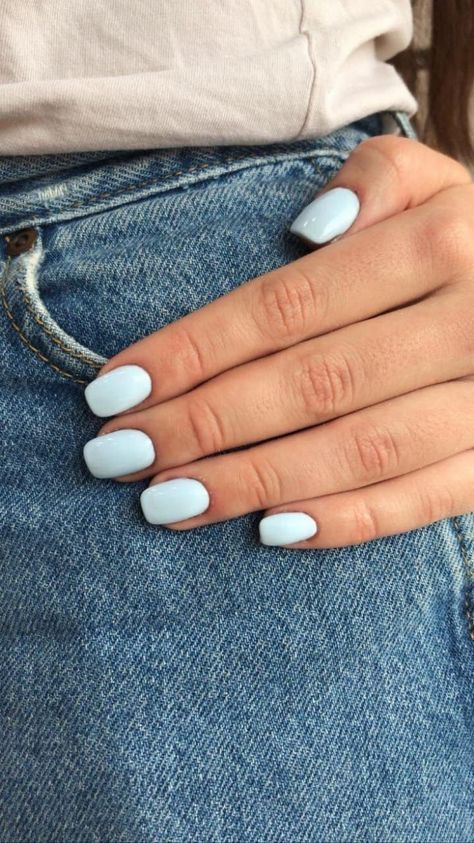 Cute Plain Gel Nails, Solid Gel Nails Colors, Simple Short Nails Solid Color, Cool Solid Color Nails, Nails Inspo Plain Color, Plain Color Gel Nails, Solid Manicure Colors, Short Nails Ideas Solid Color, Spring Nail Solid Colors