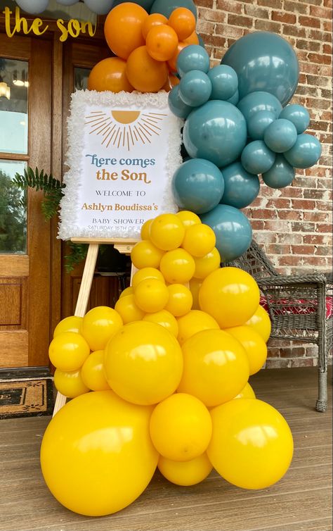 Balloons Welcome Sign, Party Welcome Sign With Balloons, Balloon Garland Welcome Sign, Welcome Balloon Decoration, Welcome Sign With Balloons, Backdrop Business, Ballon Ideas, Birthday Golf, Pearl Balloons