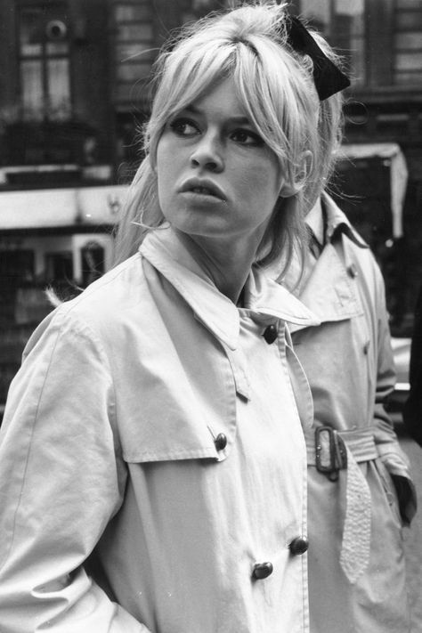 Brigitte Bardot Bardot Bangs Long Hair, Bridget Bardot Bangs, Bridget Bardot Hair, Goals 2025, French Fringe, Brigitte Bardot Hair, Bardot Bangs, Klasik Hollywood, Bardot Hair