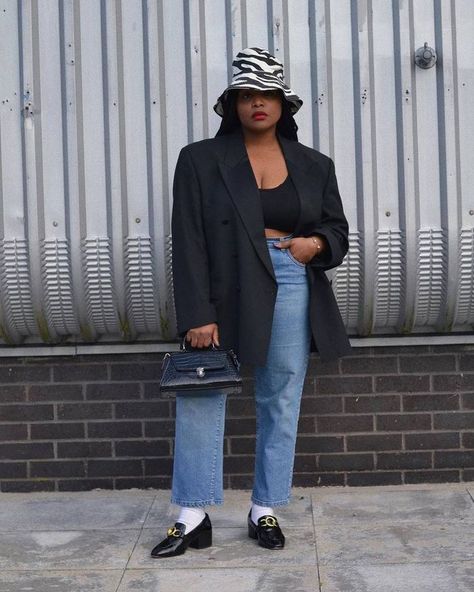 Oversize Blazer Outfit, Chic Blazer Outfit, Oversized Blazer Outfit, Plus Size Street Style, Black Blazer Outfit, Midsize Outfits, Blazer Outfits, Oversized Blazer, Curvy Outfits