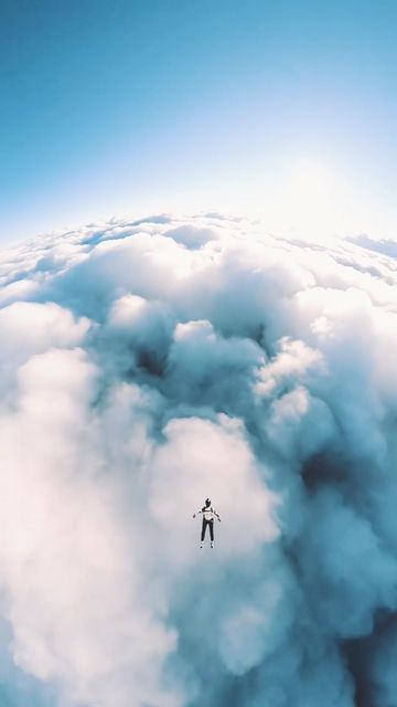 Freefall Community on Instagram: "Cloud Rush!☁️✨ @tarikhoch & @maikgassner • • #freefallcommunity #cloud #free #falling #freefall #skydiving #skydive #mothernature #beautifulplanet" Skydiving Aesthetic, Best Airplane, Base Jump, Sky Diving, Door Key, Crazy Ideas, Photos Of People, Hilarious Photos, Free Falling