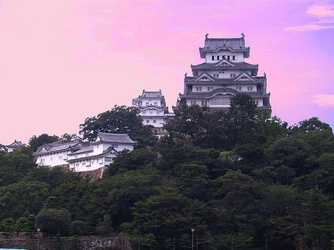 Honshu – Japan's Main Island - Island Profiles Castle Architecture, Himeji Castle, Japanese Castle, Hyogo, Small Island, The Castle, Unesco World Heritage Site, Unesco World Heritage, Japan Travel