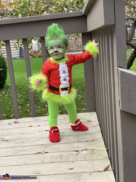 Baby Grinch Costume, Diy Grinch Costume, Grinch Costume, Grinch Halloween, Grinch Baby, Diy Grinch, Grinch Costumes, Baby Grinch, My First Halloween