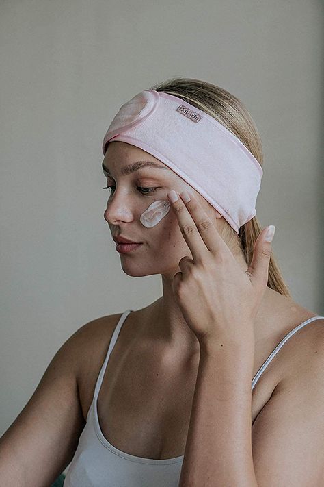 Facial Headband, Makeup Headband, Skincare Products Photography, Washing Face, Spa Headband, Skin Color Palette, Applying Makeup, Skin Care Steps, Hair Towel