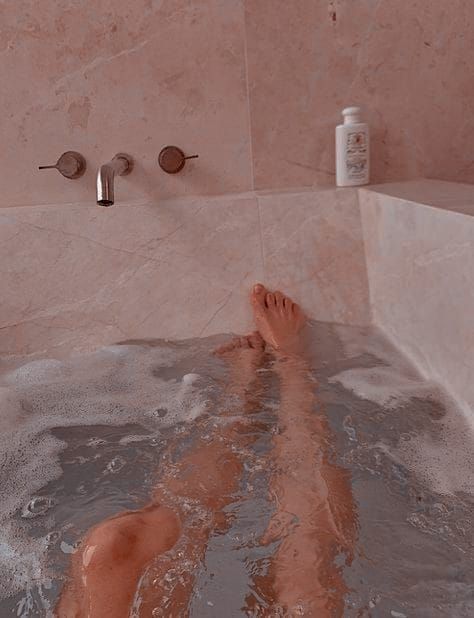 Bath Aesthetic, Sunday Routine, Gray Aesthetic, Shower Routine, White Aesthetic, Spa Day, Aesthetic Photo, Aesthetic Photography, Dark Aesthetic