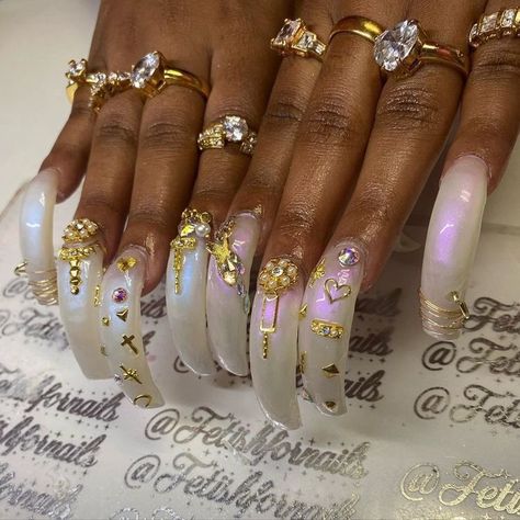 Prosecco Princess🥂 on Twitter: "Blueprint.… " Wide Tip Acrylic Nails, Curved 90s Nails, 90s Nails Acrylic, Minimalistic Nail Art, 90s Nails, Ny Nails, Curved Nails, Duck Nails, Nail Art For Beginners