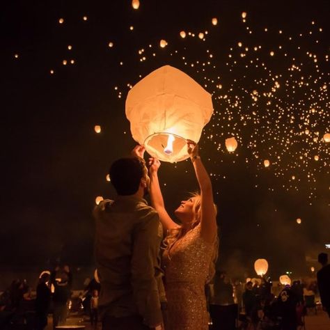 Read our proposal story on JamesAllen.com! #proposal #engaged #jamesallenrings Creative Date Night Ideas, Dream Dates, Rise Festival, Pre Wedding Shoot Ideas, Las Vegas Photos, Creative Dates, Sky Lanterns, Romantic Couples Photography, Couple Photography Poses