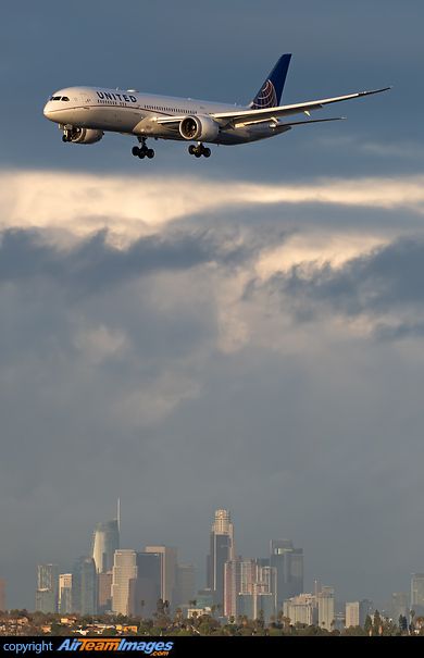 Boeing 787-9 Dreamliner Boeing 787 Dreamliner Wallpaper, Plane Pics, Plane Wallpaper, Boeing 787 9 Dreamliner, Boeing 787 Dreamliner, Airplane Wallpaper, Airplane Photography, Boeing Aircraft, Toronto City