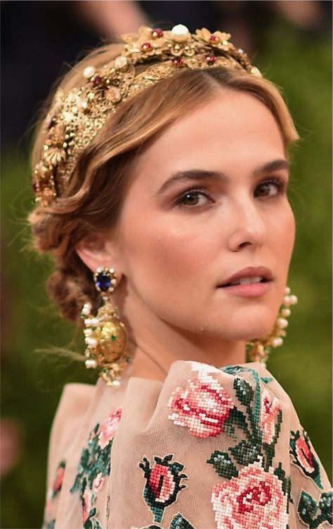 Lea Thompson, Hair Acessories, Zoey Deutch, Bride Headband, Cute Headbands, Head Piece, Headpiece Wedding, Bridal Tiara, The Court