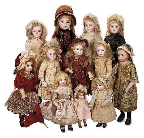 Different Factors Affect Doll Prices Porcelain Dolls Value, Doll Museum, Plastic Doll, French Dolls, Vinyl Dolls, Doll Maker, Unique Antiques, Old Toys, Doll Face