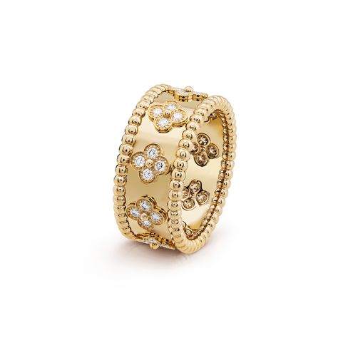 Perlée clovers ring, yellow gold, diamonds, medium model Van Cleef And Arpels Jewelry, Van Cleef & Arpels, Clover Ring, Van Cleef And Arpels, Dope Jewelry, Jewelry Lookbook, Van Cleef Arpels, Van Cleef, Girly Jewelry