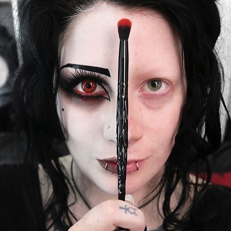 Black Metal Makeup Tutorial, Its Black Friday, Wearable Goth Makeup, Friday Makeup, Goth Makeup Videos, Trade Goth Makeup, Black Friday Makeup, Black Goth Girl Makeup, Goth Model