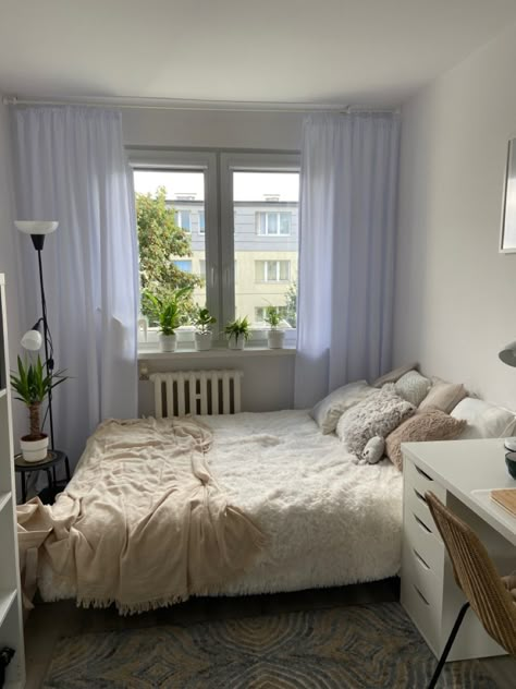 Tiny Bedroom Couple, Tiny Room Inspo Aesthetic Cozy, Bedroom With 1 Window, Tiny Bedroom Minimalist, Small Bedroom One Window, 1 Window Bedroom Ideas, Small Room With Window, Small Bedroom Big Window, Couple Apartment Bedroom