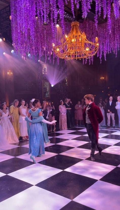 Prom Themes Royal Ball, Brigerton Inspired Birthday, Ball Party Theme Royal, The Queens Ball: A Bridgerton Experience, Regency Era Themed Party, Bridgerton Ball Theme Party, Bridgerton Debut Theme, Royal Ball Birthday Party Sweet 16, Royal Prom Theme